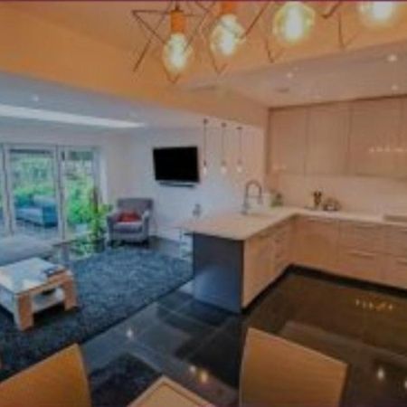 Ash Lawns Appartement Bolton Buitenkant foto