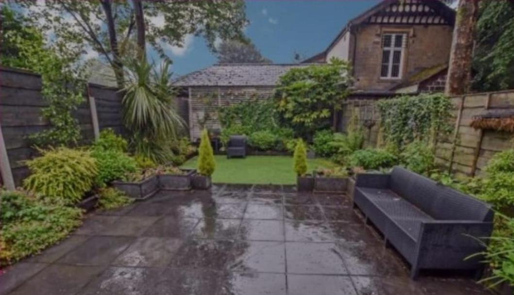 Ash Lawns Appartement Bolton Buitenkant foto